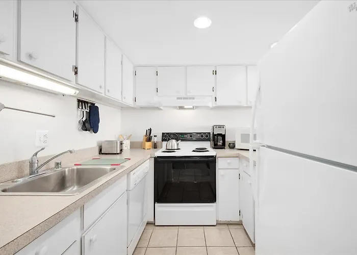 Fountainhead -1 Bed Oceanfront With Outdoor Pool! Ocean City
