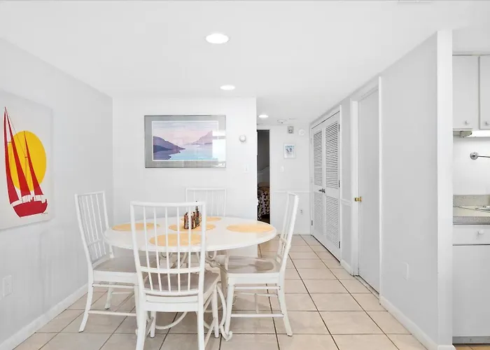 Holiday home Fountainhead -1 Bed Oceanfront With Outdoor Pool! Ocean City