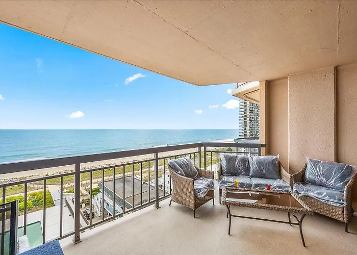 Holiday home Fountainhead -1 Bed Oceanfront With Outdoor Pool! *